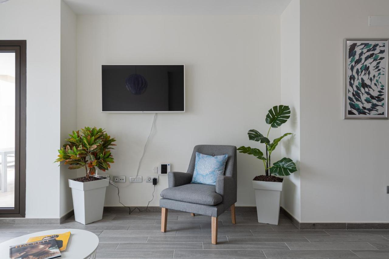 Homeforguest Flat With Large Terrace In Modern Residential Complex With Swimming Pool Caleta De Fuste Luaran gambar