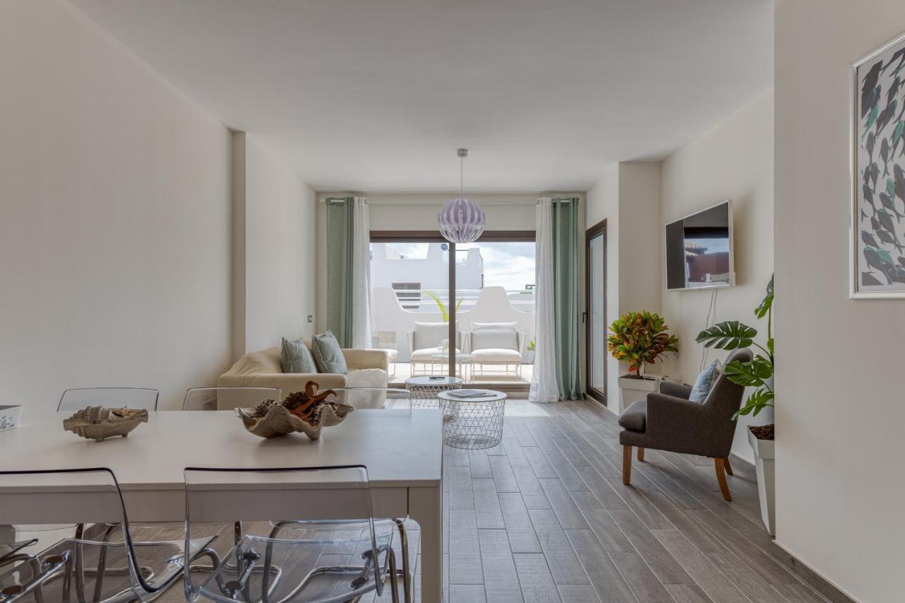 Homeforguest Flat With Large Terrace In Modern Residential Complex With Swimming Pool Caleta De Fuste Luaran gambar